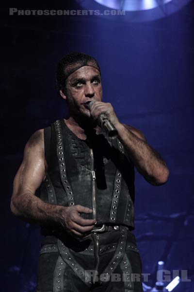 RAMMSTEIN - 2009-12-09 - PARIS - Bercy - 